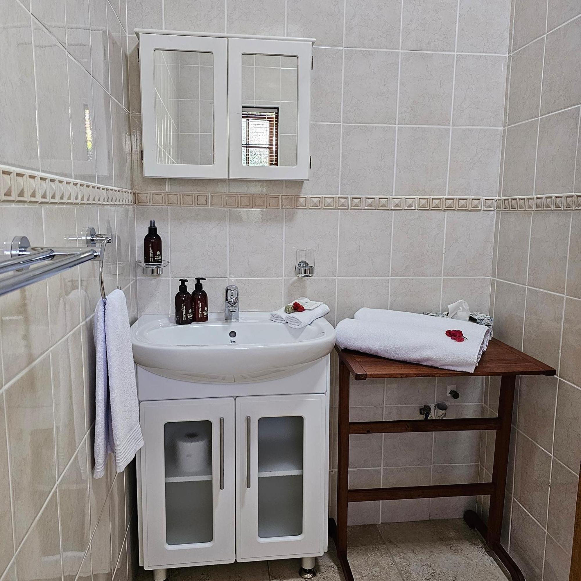 House Of House Guest House Stellenbosch Ngoại thất bức ảnh